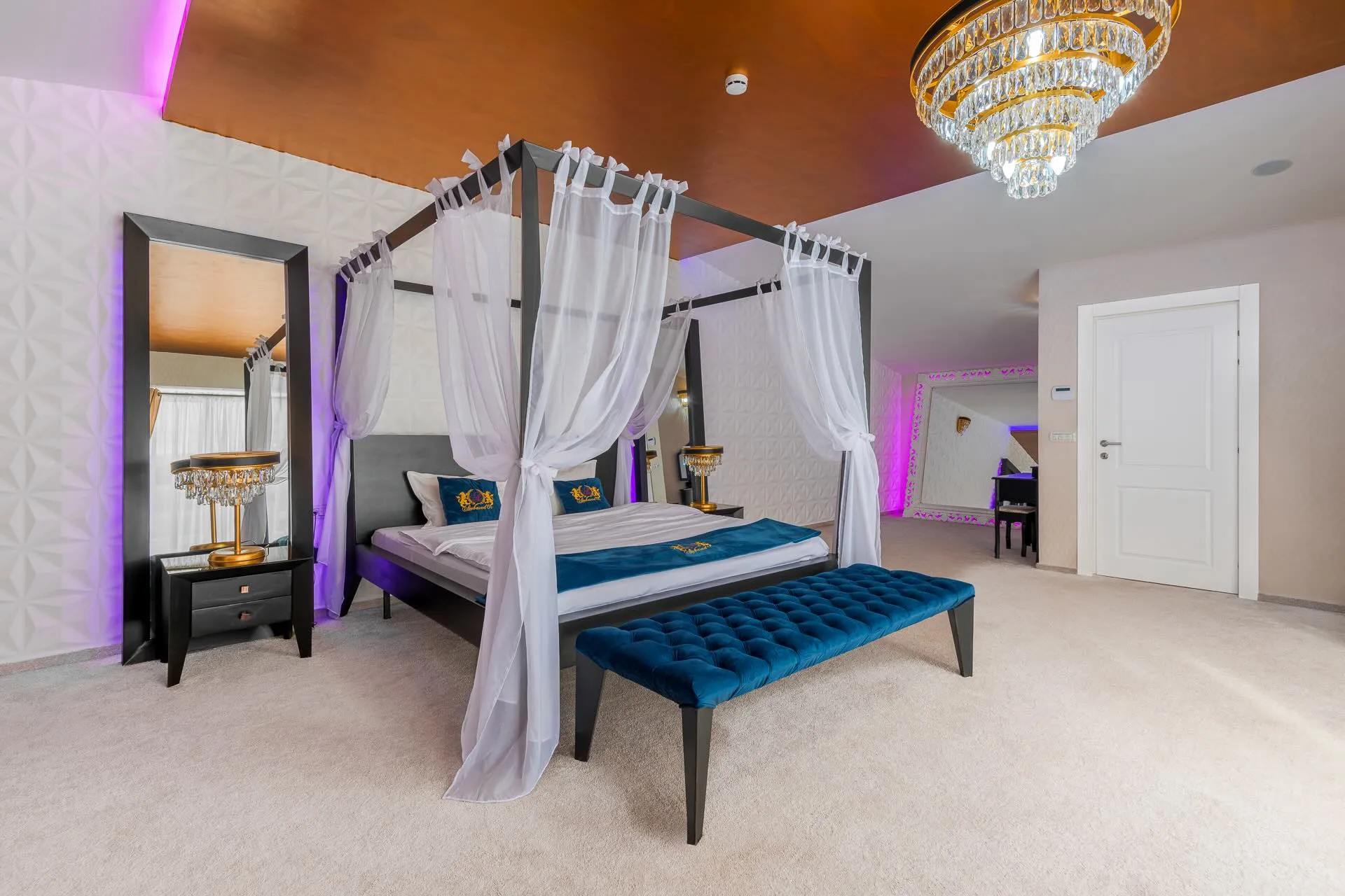 Apartament pentru miri — Ambasad'Or Events