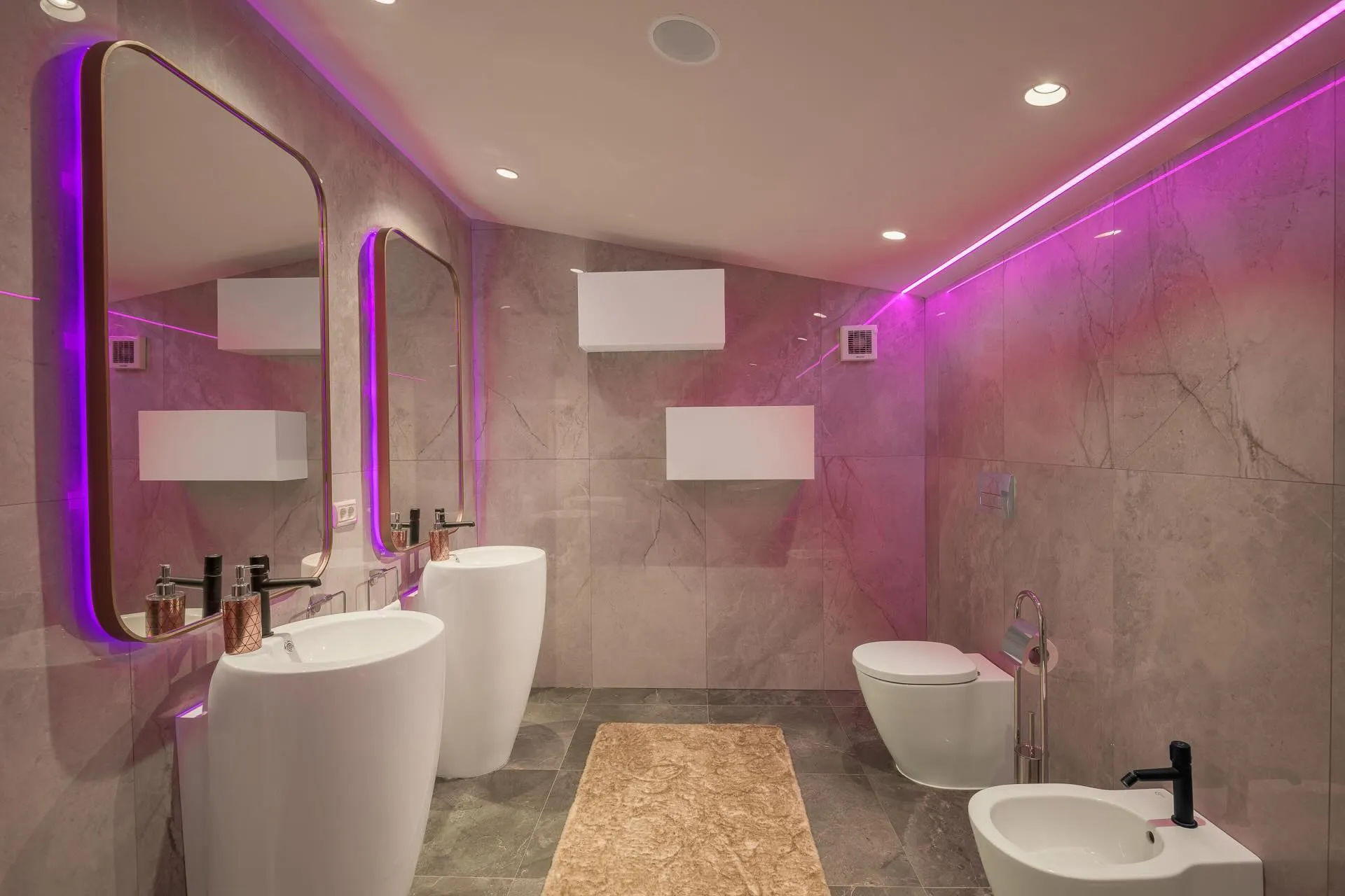 Apartament pentru miri — Ambasad'Or Events